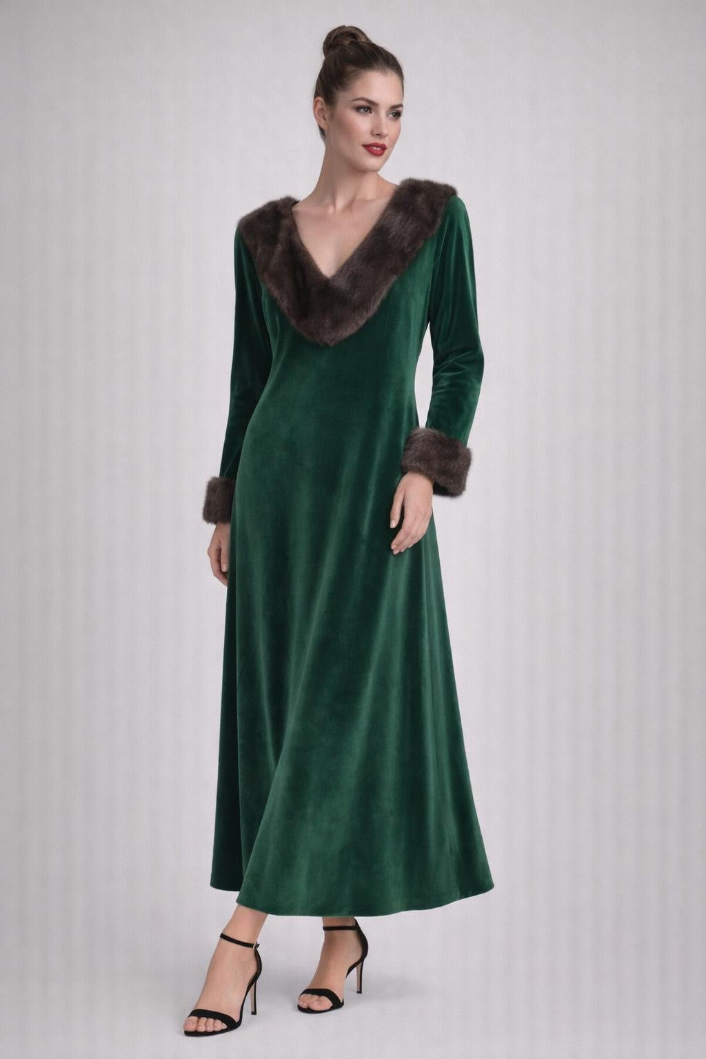 Kaftan (Emerald on Brown)