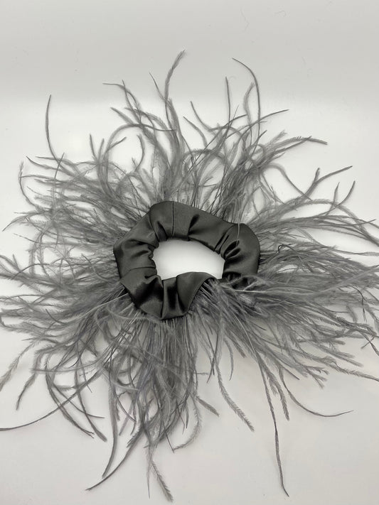 Feather scrunchie SMOKEY