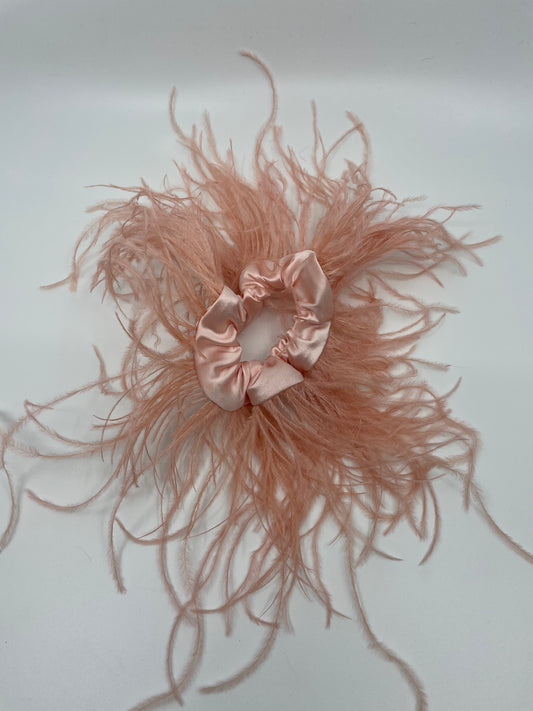 Feather Scrunchie PINK