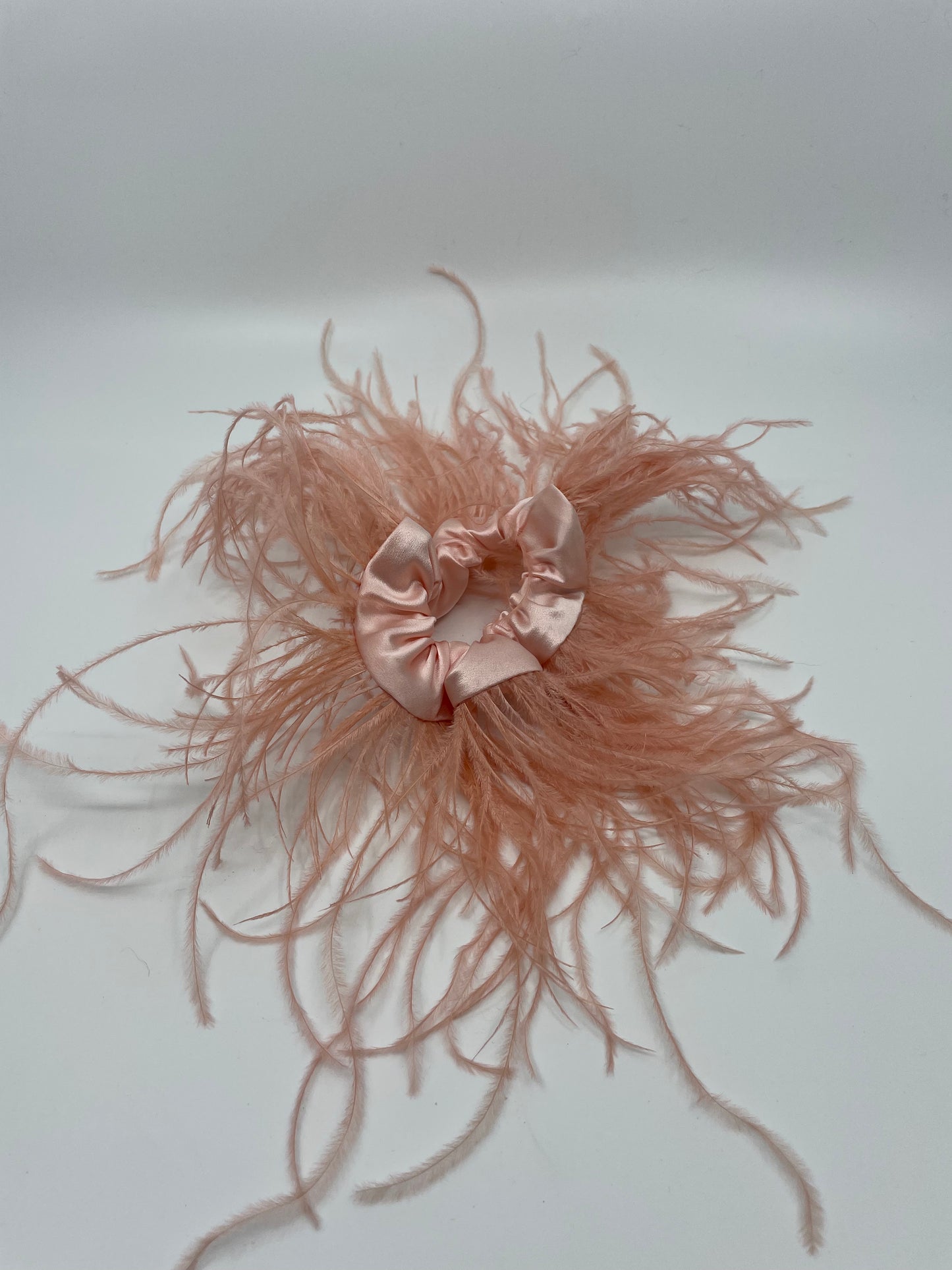 Feather Scrunchie PINK