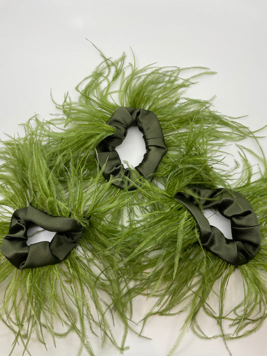 Feather scrunchies GREEN