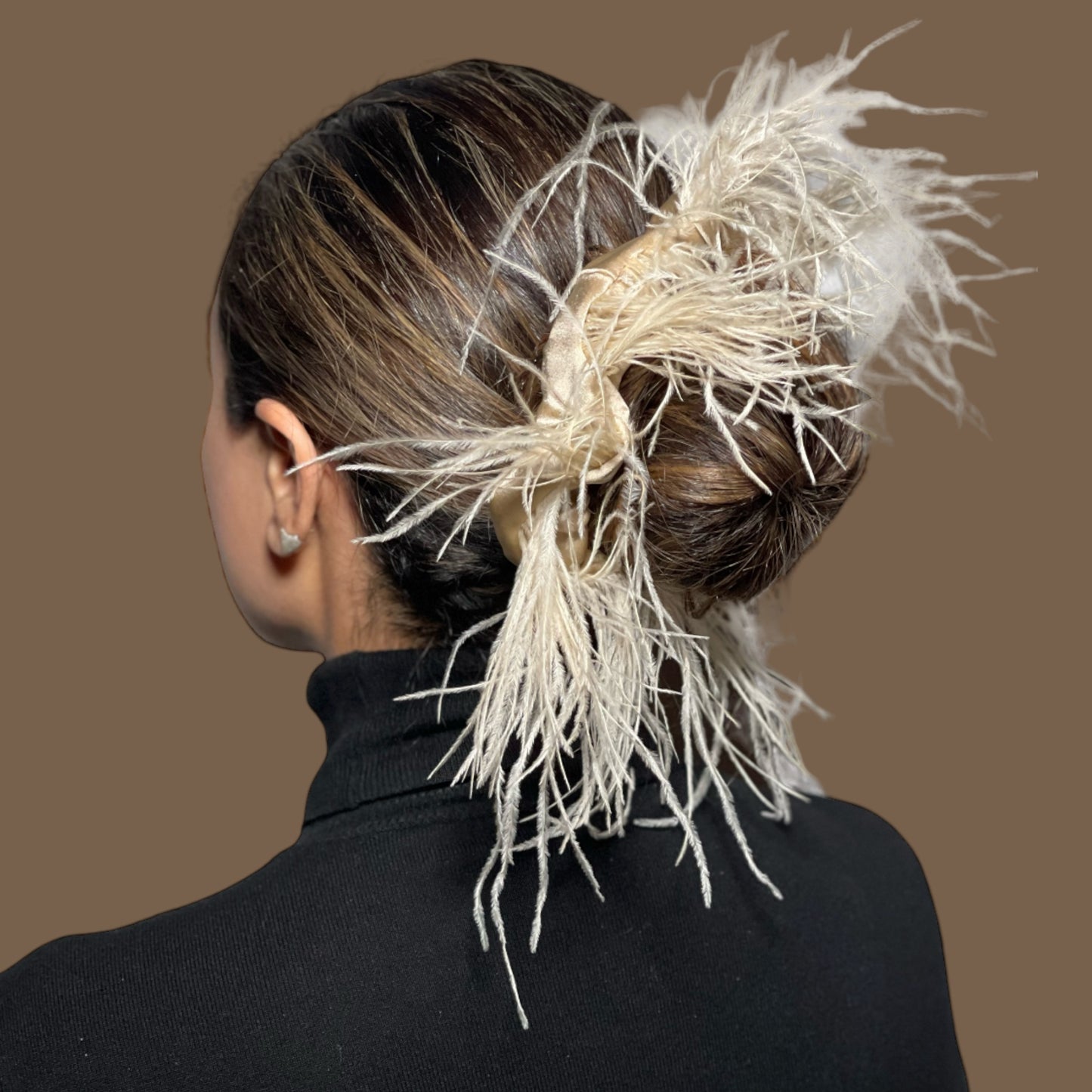 Feather Scrunchie CHAMPAGNE