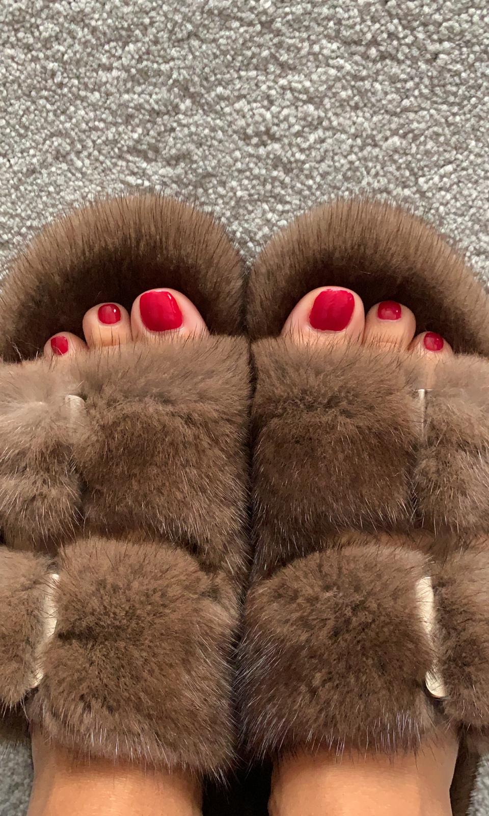 Mink slippers BROWN